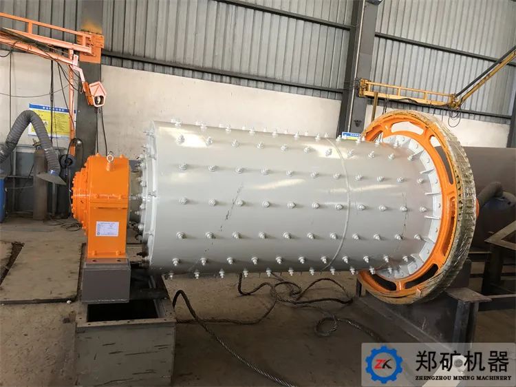 越南粉磨項(xiàng)目球磨機(jī)、除塵器設(shè)備